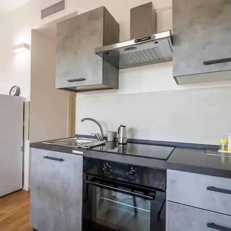 Benjamin House - Exclusive Modern Loft Apartament