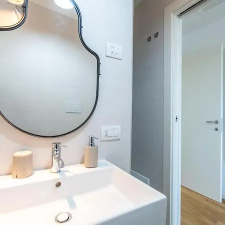 Benjamin House - Exclusive Modern Loft Apartment *