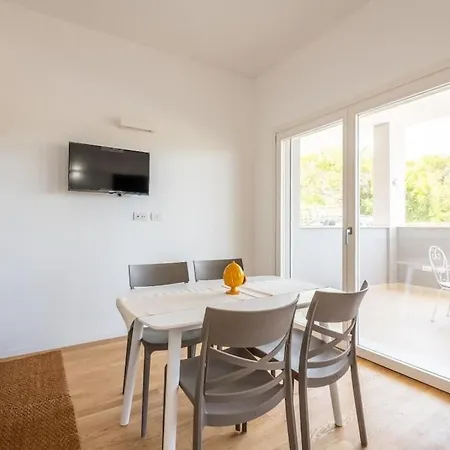 Benjamin House - Exclusive Modern Loft Apartament Bari