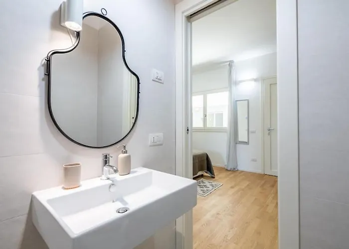 Benjamin House - Exclusive Modern Loft バーリ