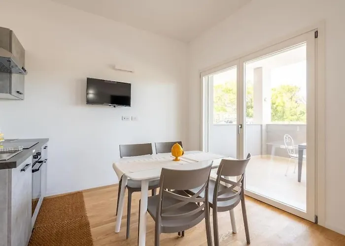 Benjamin House - Exclusive Modern Loft アパート バーリ