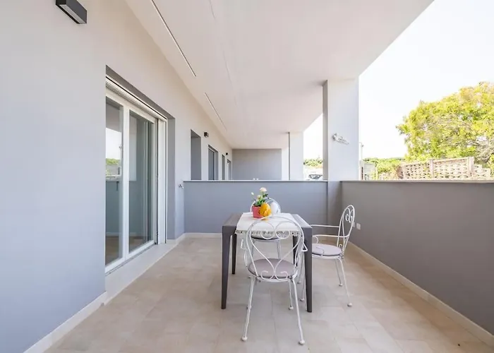 Benjamin House - Exclusive Modern Loft Lägenhet